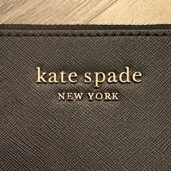 Kate Spade Black Purse with Gold Hardware - Shoulder bag - Picture 2 of 13